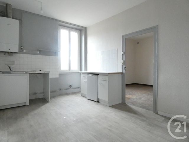 Appartement T2 à louer - 2 pièces - 46.0 m2 - ST AFFRIQUE - 12 - MIDI-PYRENEES - Century 21 Des 5 Vallées